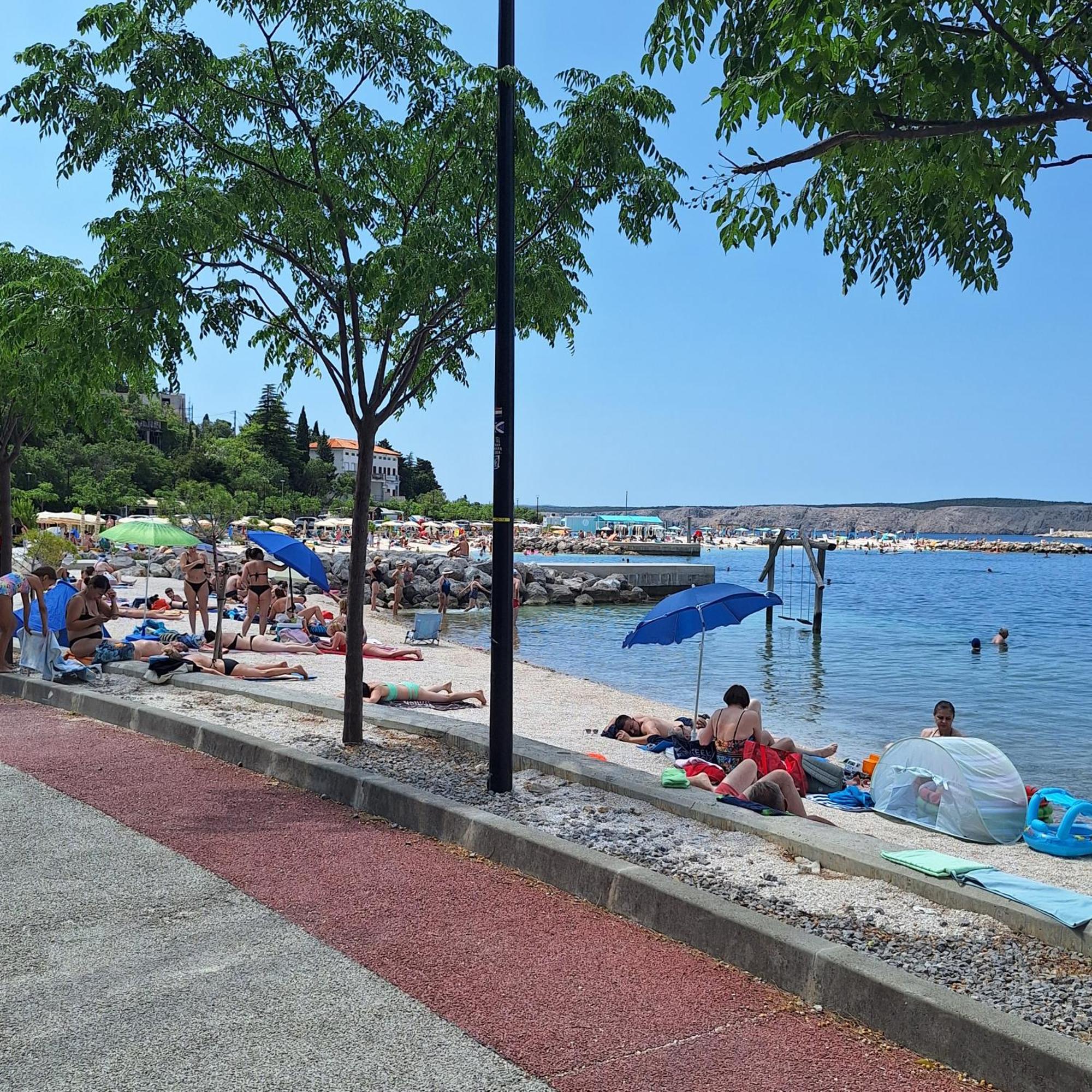 Family And Pet Friendly Zrinski Croatia Šmrika